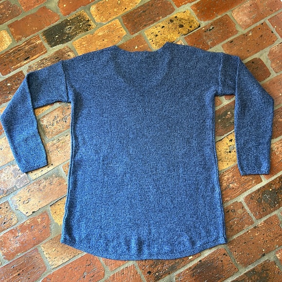 Old Navy Marled V-Neck Tunic Sweater in Marquee Moon szL - Picture 5 of 11